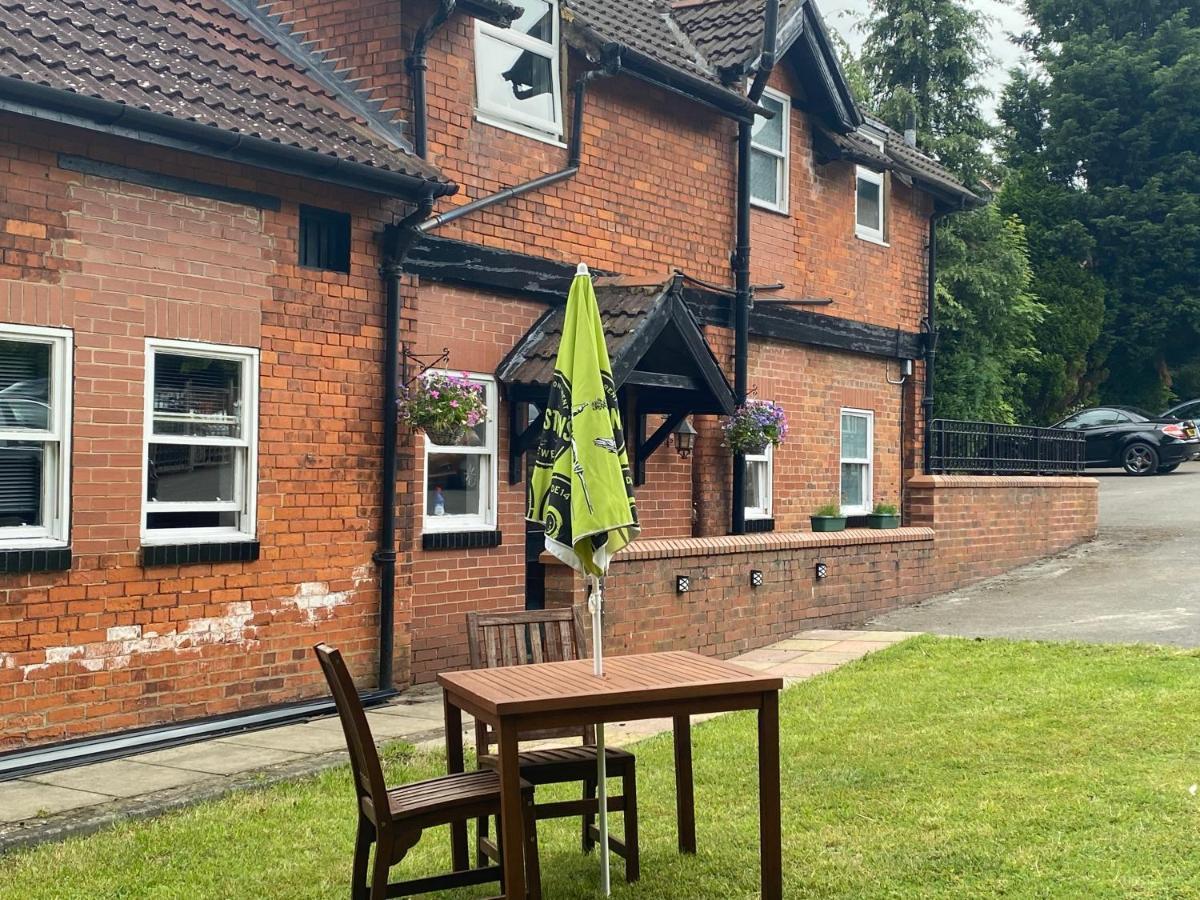 The Lodge At Carlton Tavern Free Parking York Luaran gambar