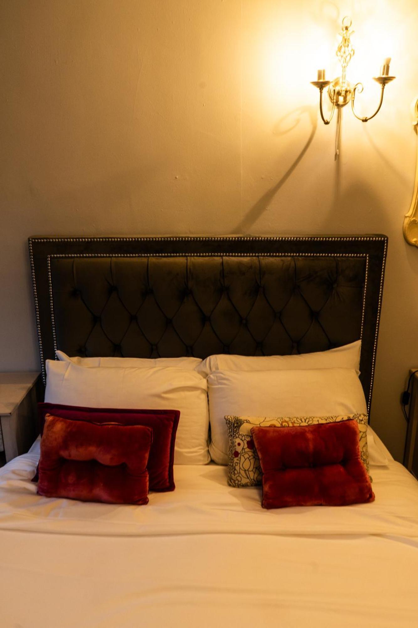 The Lodge At Carlton Tavern Free Parking York Luaran gambar
